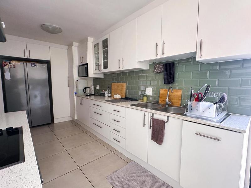 3 Bedroom Property for Sale in Wellway Park East Western Cape